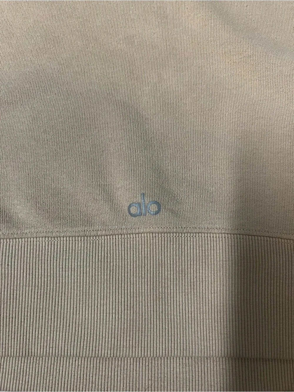 Alo Yoga Freestyle Sweater Mock Neck Beige Size Small Casual Travel Lounge